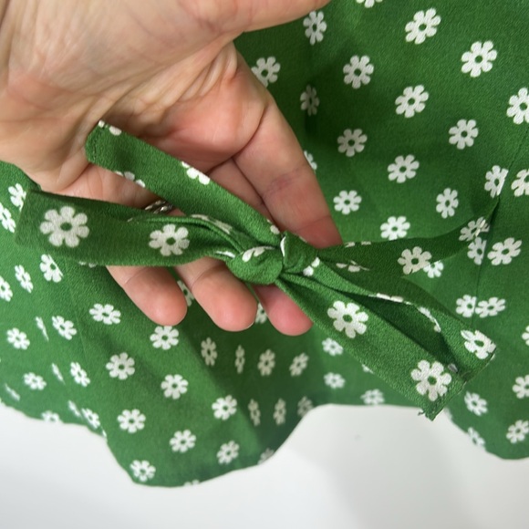 REFORMATION Green Janet Floral Woven Top Size 4 - Picture 6 of 16